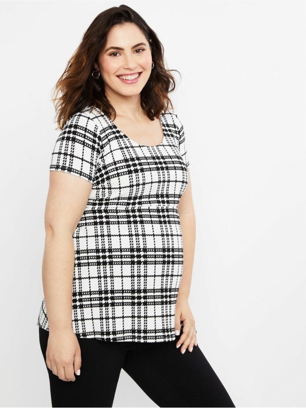 Motherhood Maternity Black and White Plaid Scoop Neck‎ Sterch shirt blouse. NWOT
